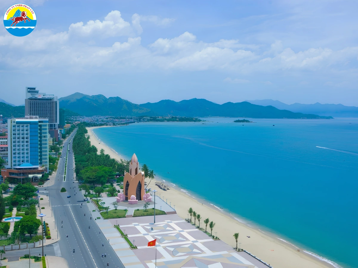 bãi biển Nha Trang
