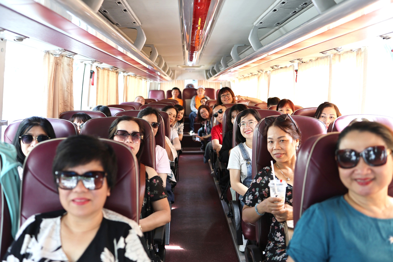 Những vị khách đáng yêu đang tận hưởng chuyến hành trình của mình