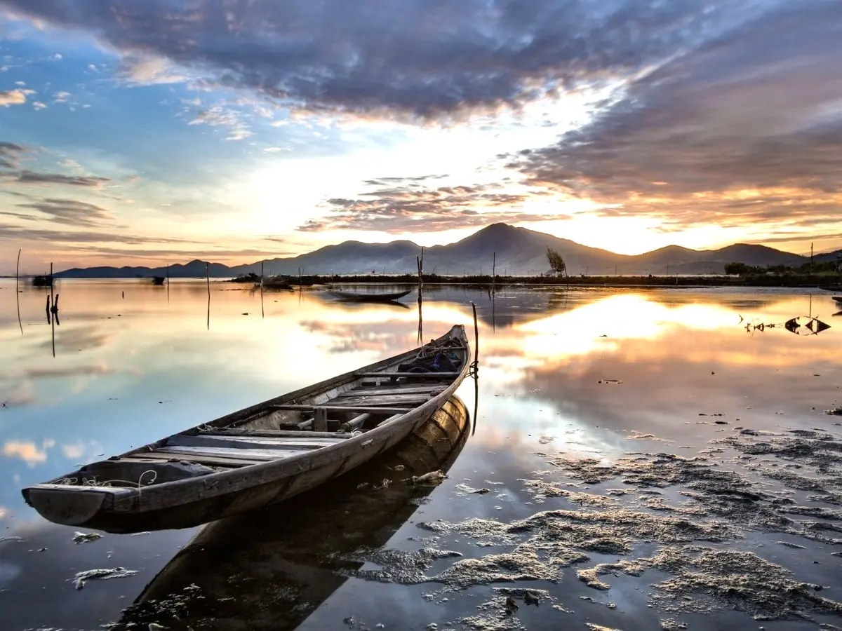 Phá Tam Giang một buổi chiều đầy yên tĩnh