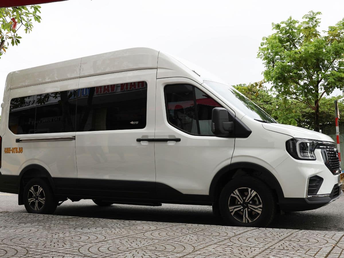 thuê xe 16 chỗ từ huế đi đà nẵng