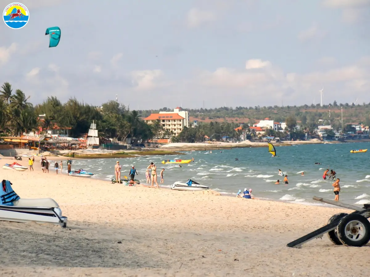 hàm tiến có gì chơi​