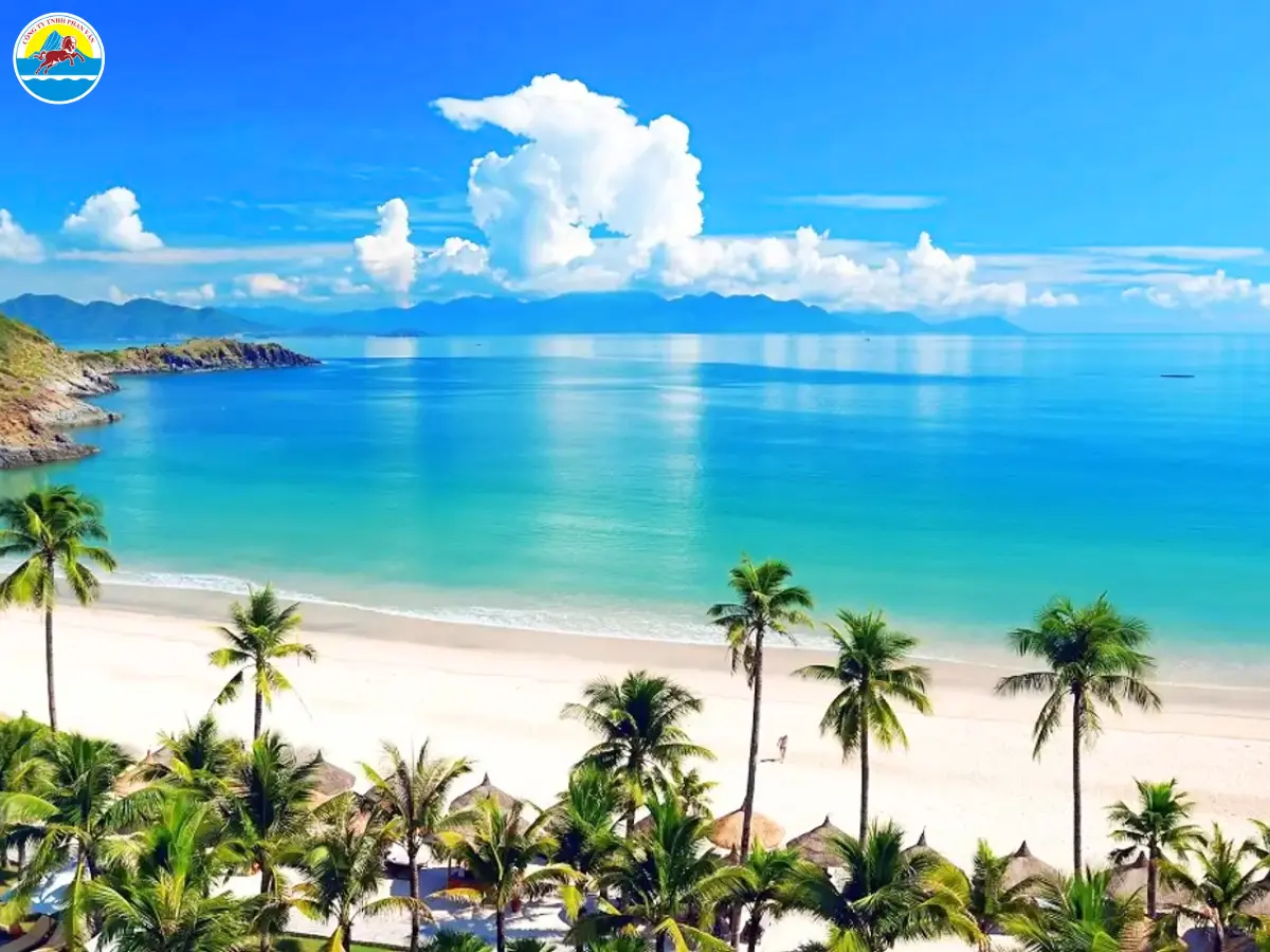 bãi biển mỹ khê quảng ngãi