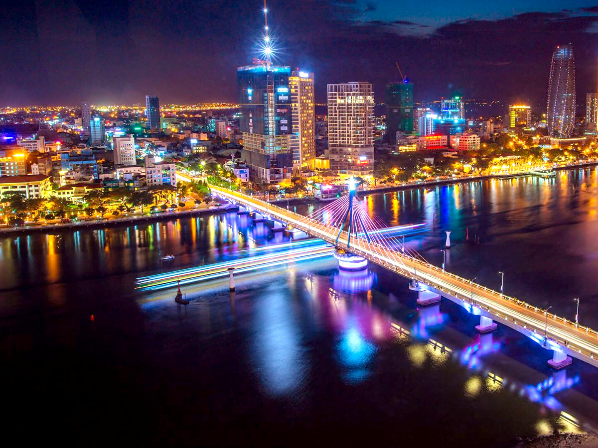 bo-tui-nhung-khach-san-gan-cau-song-han-duoc-du-khach-yeu-thich-phan-van-travel-1