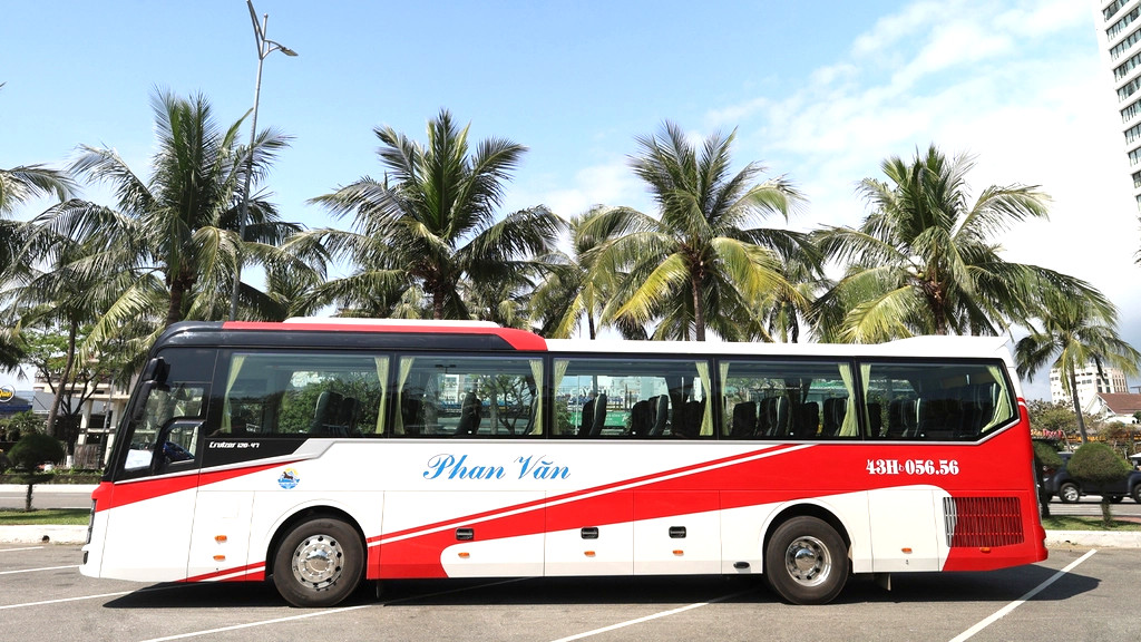 Xe Thaco Cruiser 47 Chỗ