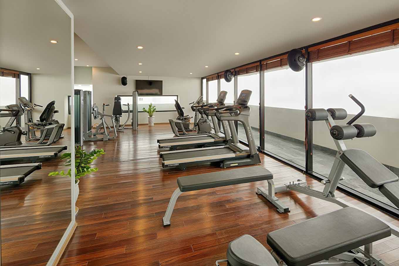 Phòng gym Belle Maison Parosand Danang