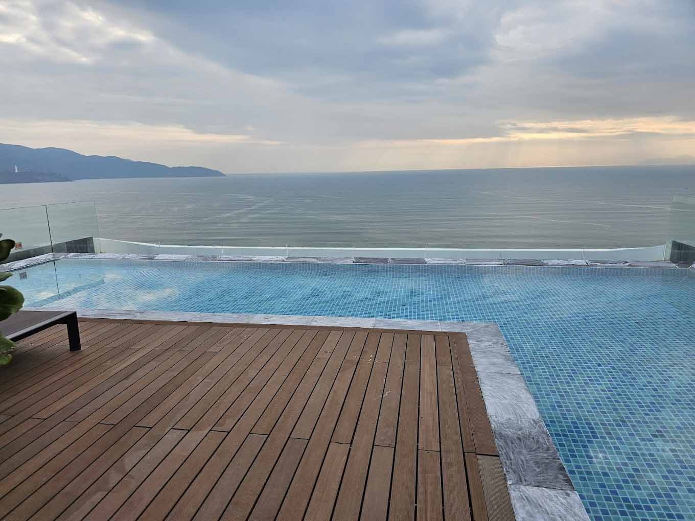 Hồ bơi cực chill