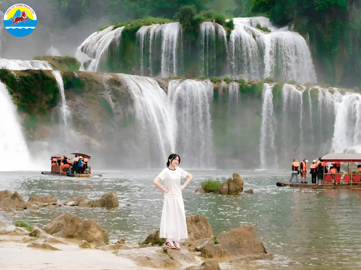 Cao Bằng tháng 4