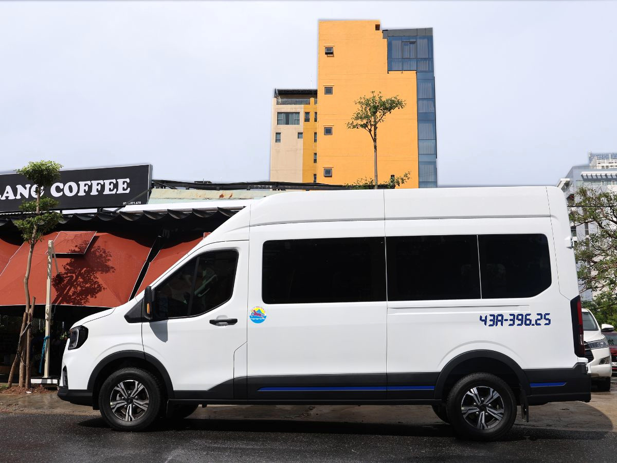 Xe Ford Transit 16 chỗ
