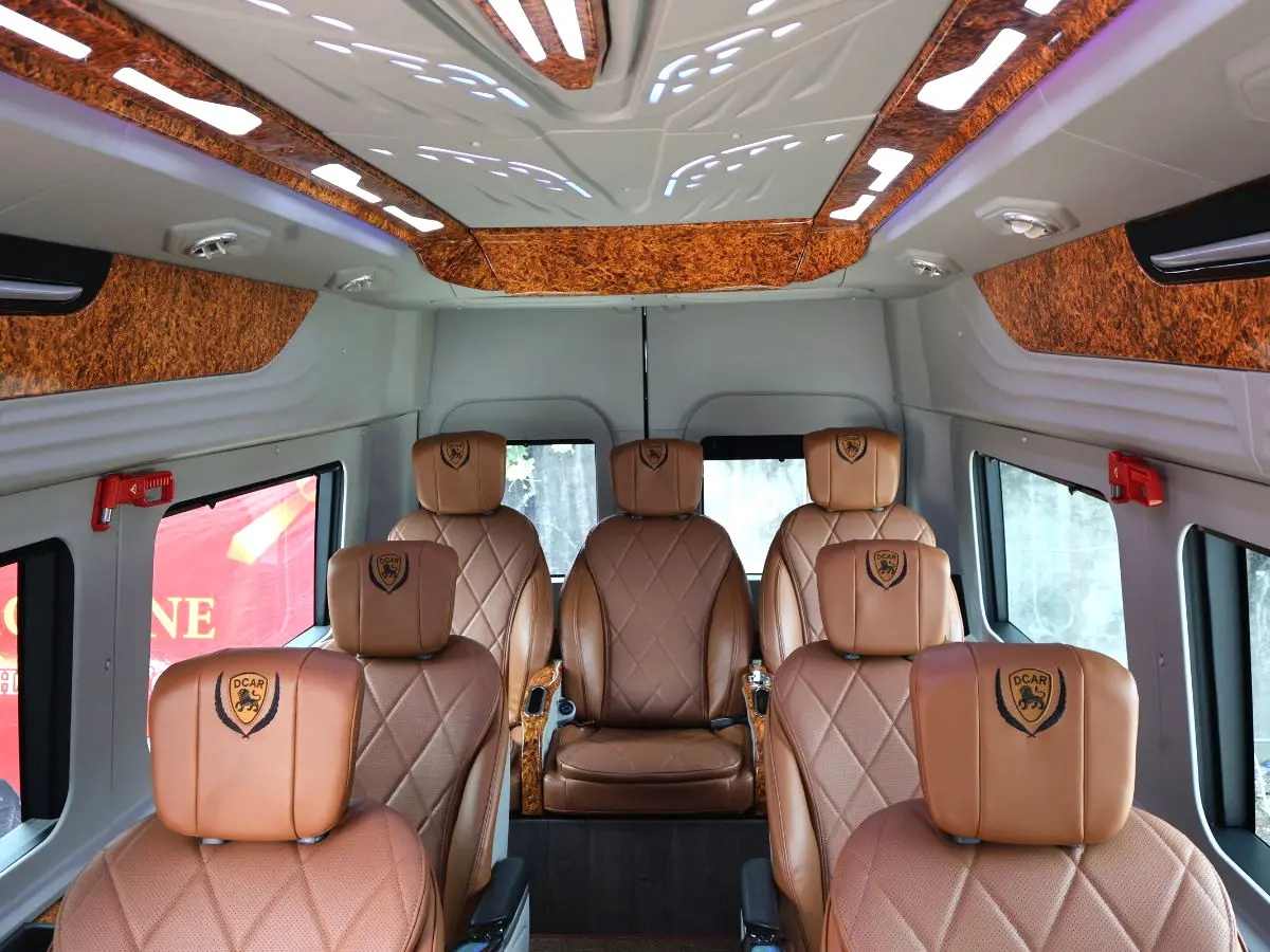 Nội thất xe dcar limousine 12 chỗ - Sang trọng đến từng chi tiết