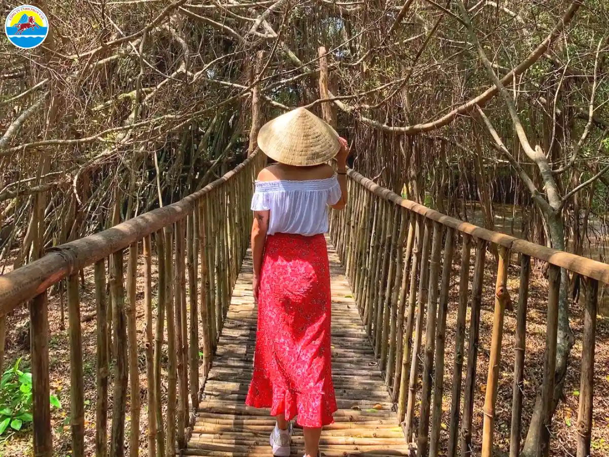 du lịch cầu treo buôn đôn