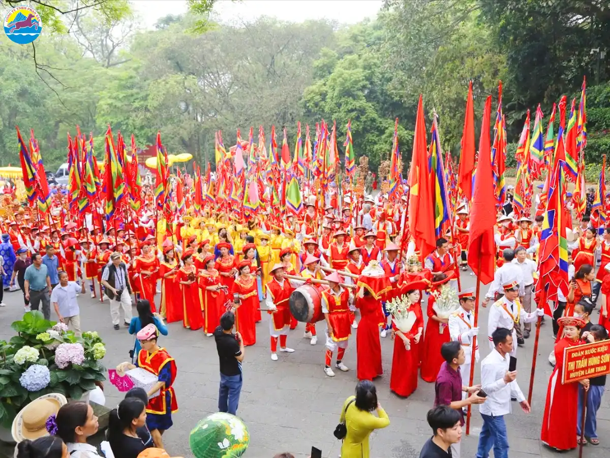 tháng 4 du lịch ở đâu