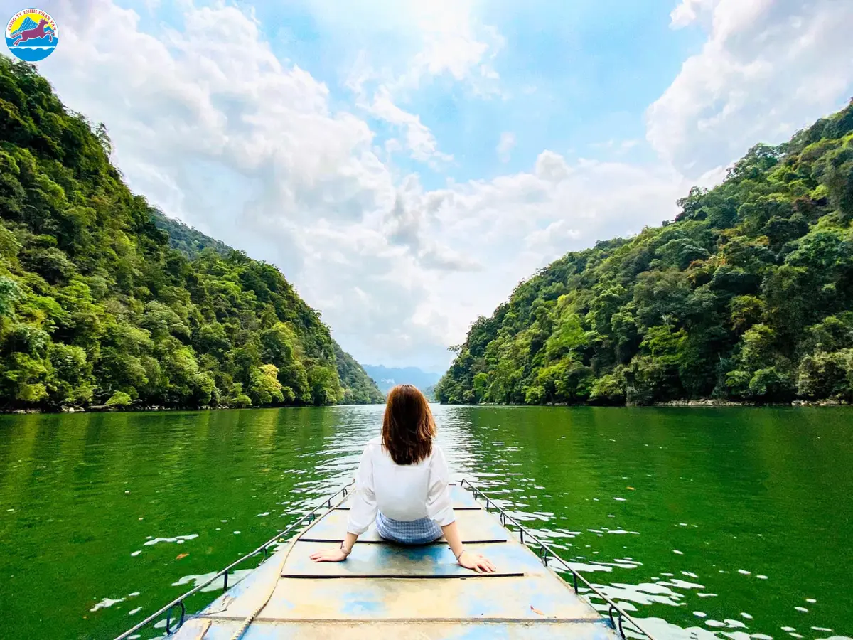 du lịch trong nước tháng 4