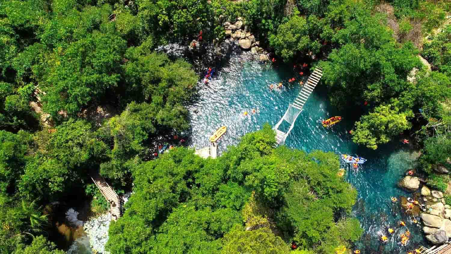 Suối Moọc Quảng Bình