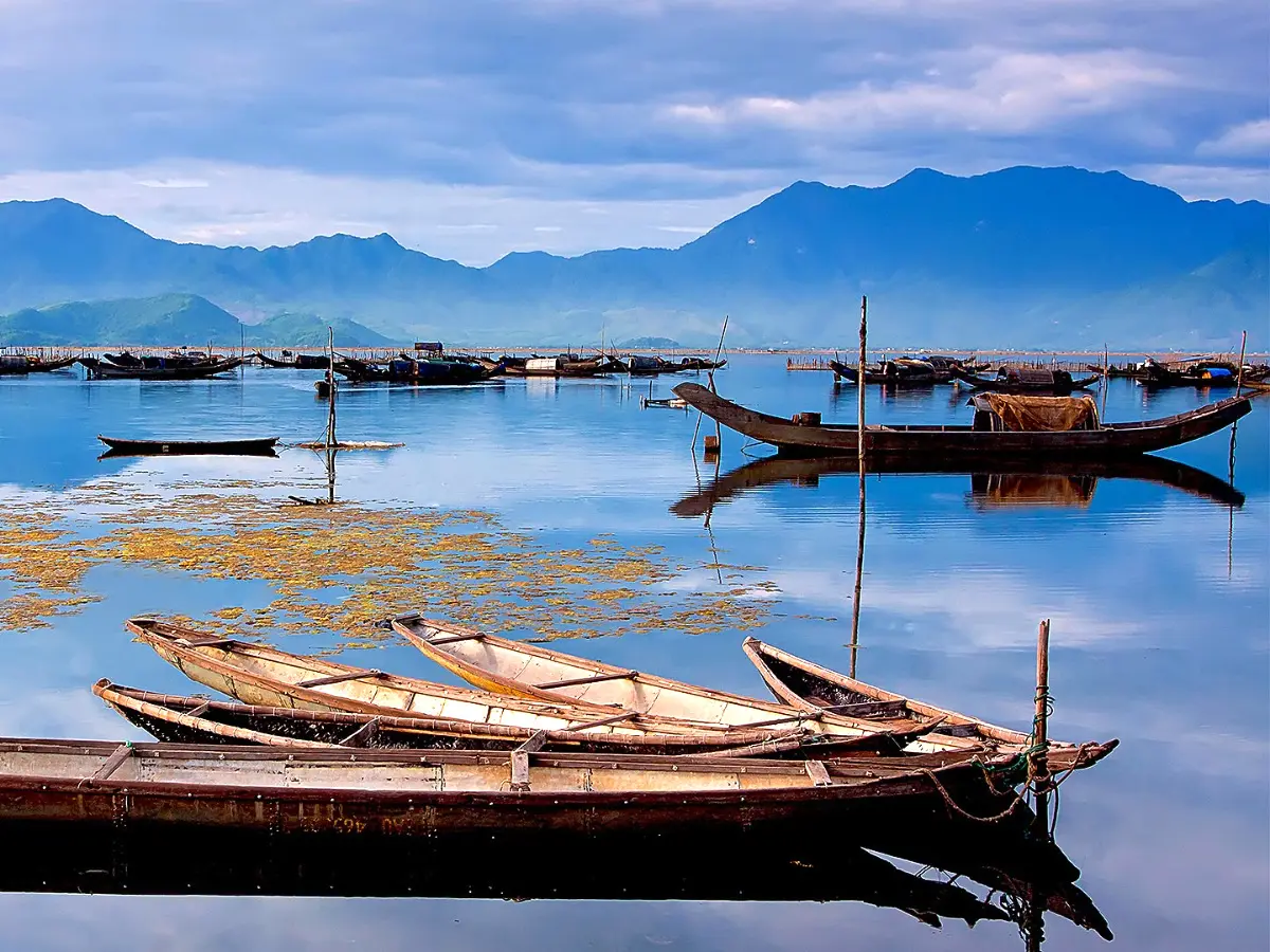 làng chài Lăng Cô