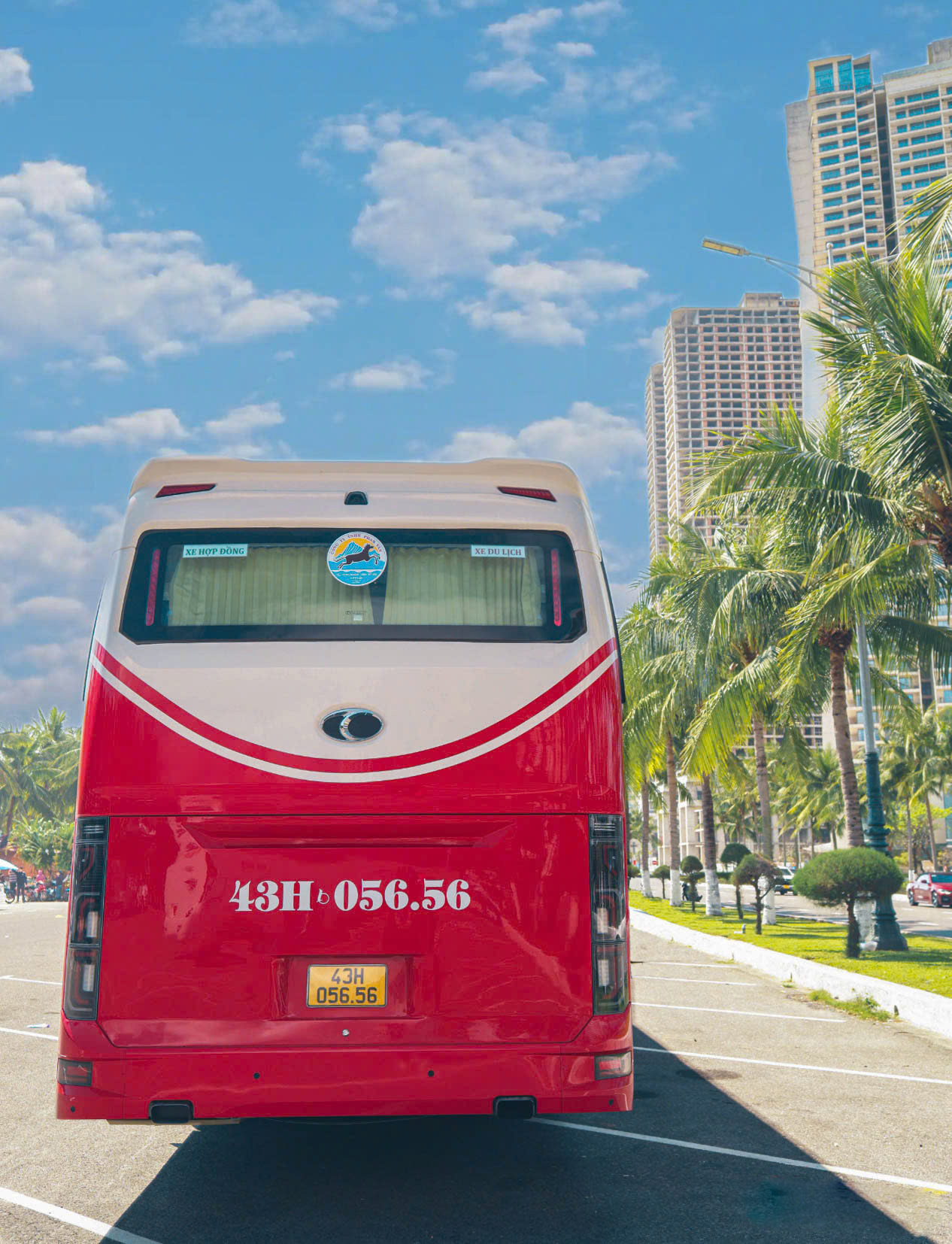 Trước khi ký hợp đồng thuê xe