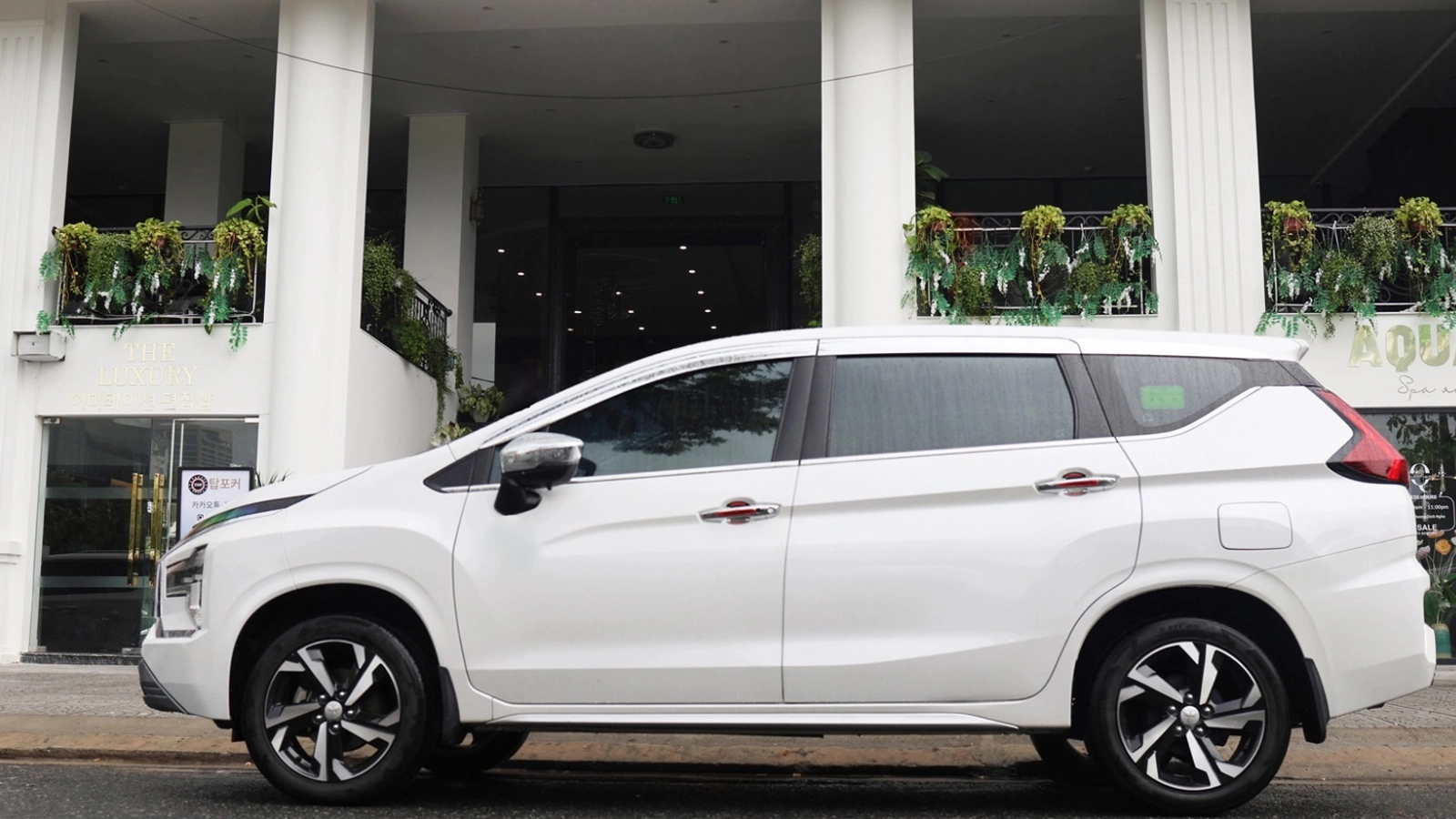 Cho Thuê Xe 7 Chỗ là gì?