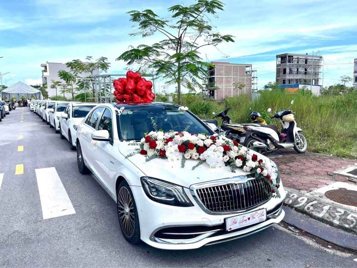 dàn xe cưới đời mới