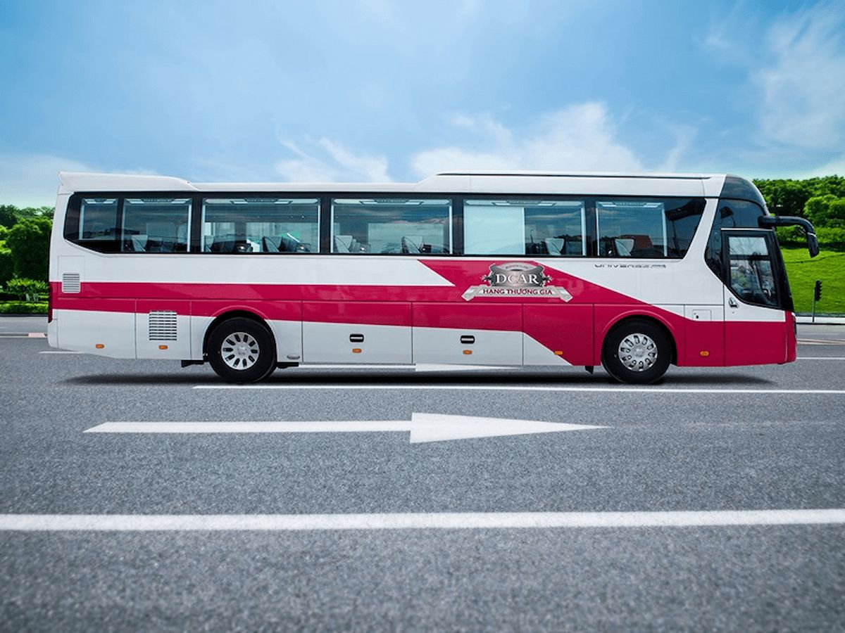 xe Dcar limousine 29 chỗ