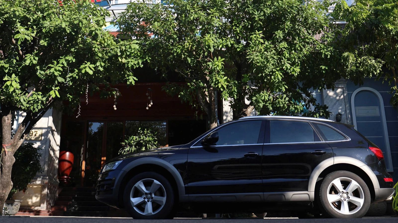 Cho thuê xe tự lái