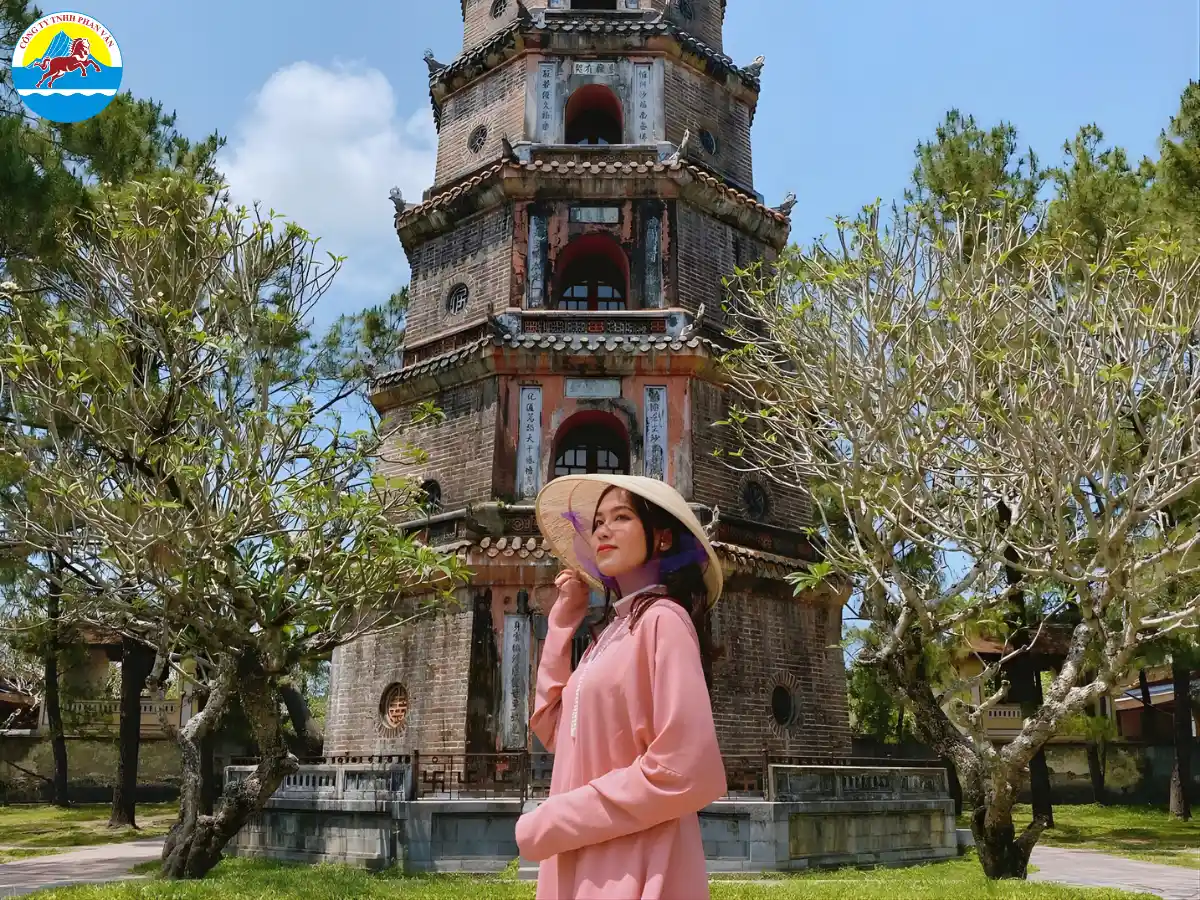 chùa ở Huế