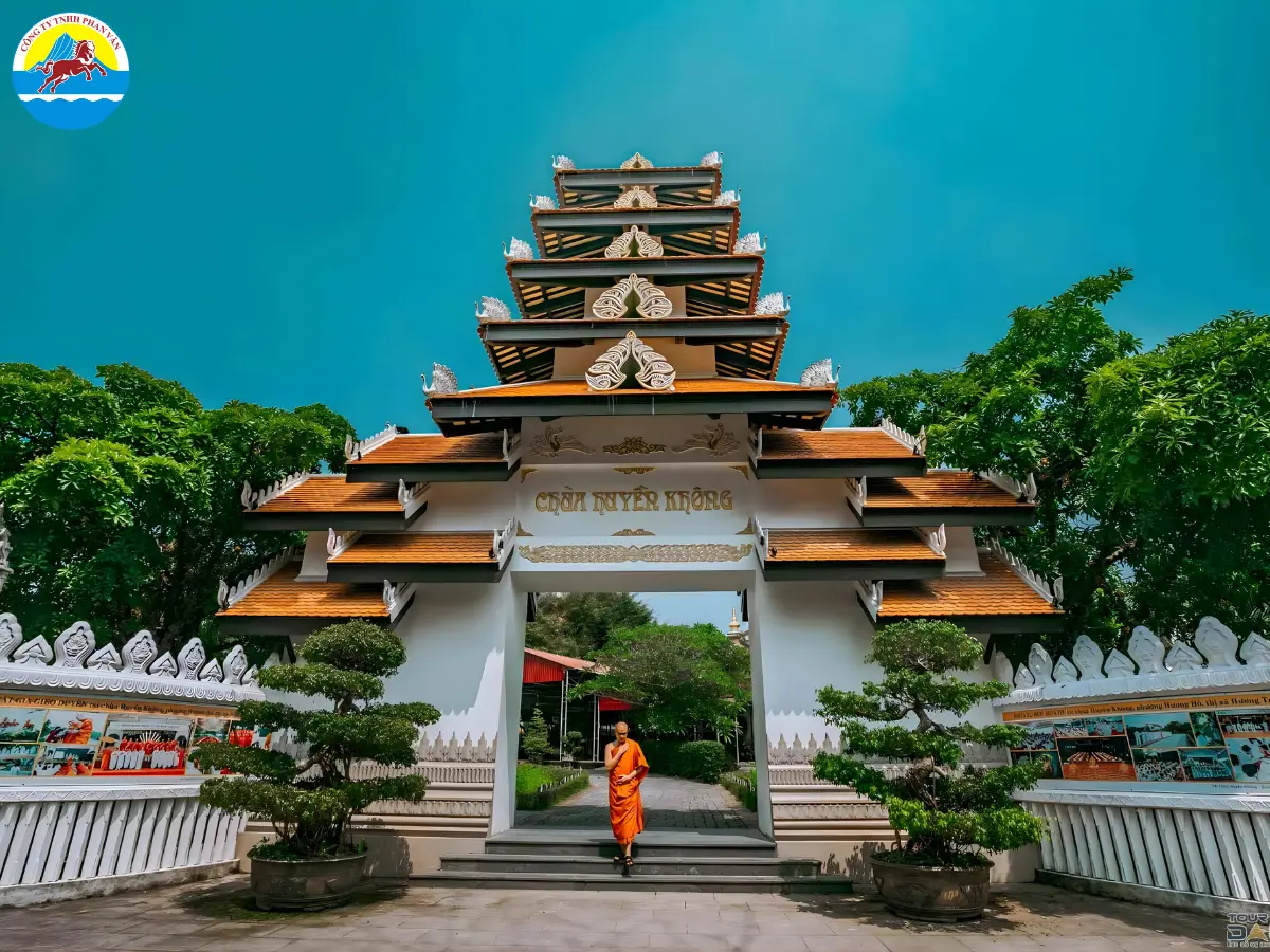 chùa ở Huế