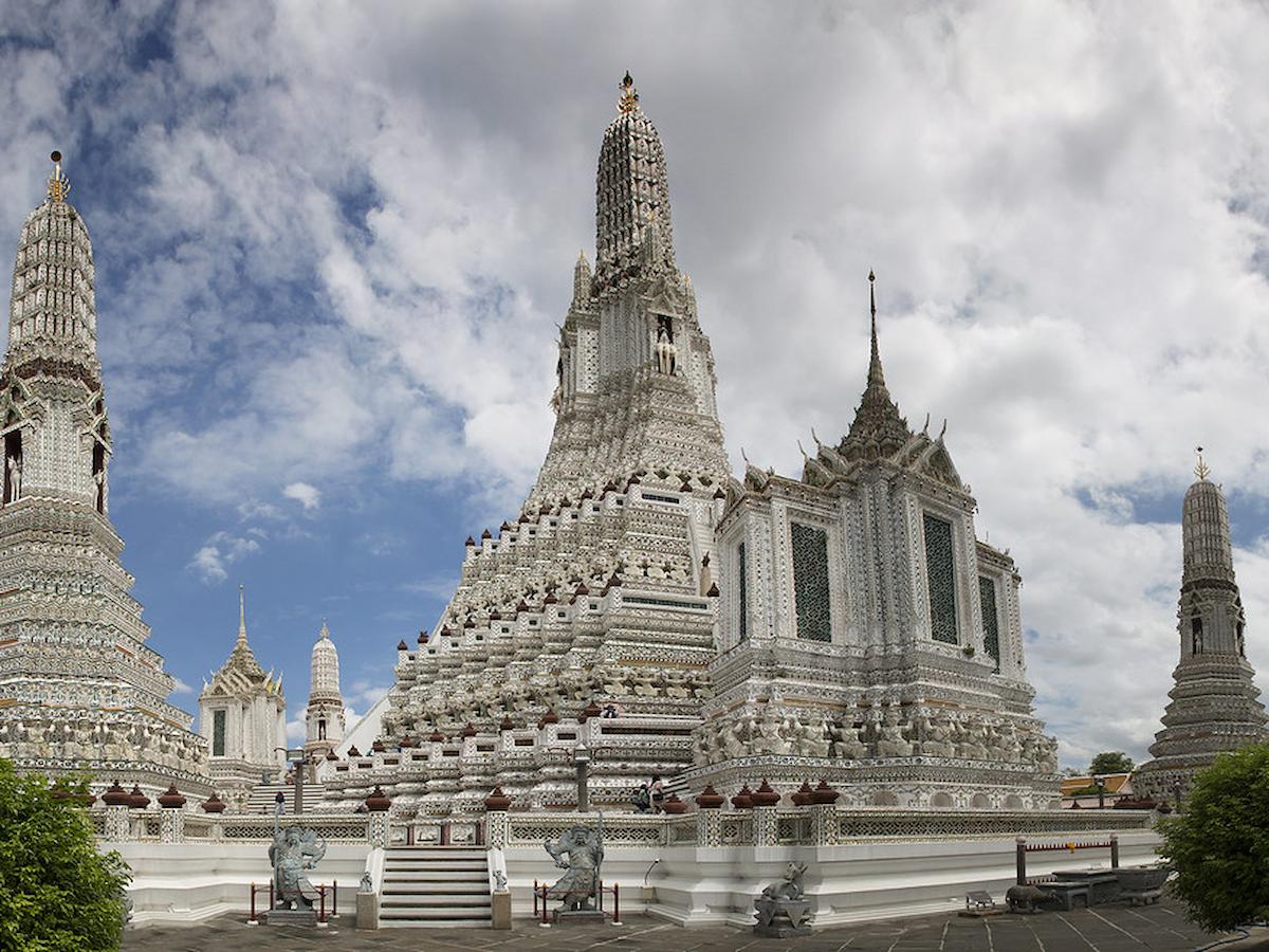 Chùa Wat Arun (Chùa Bình Minh)