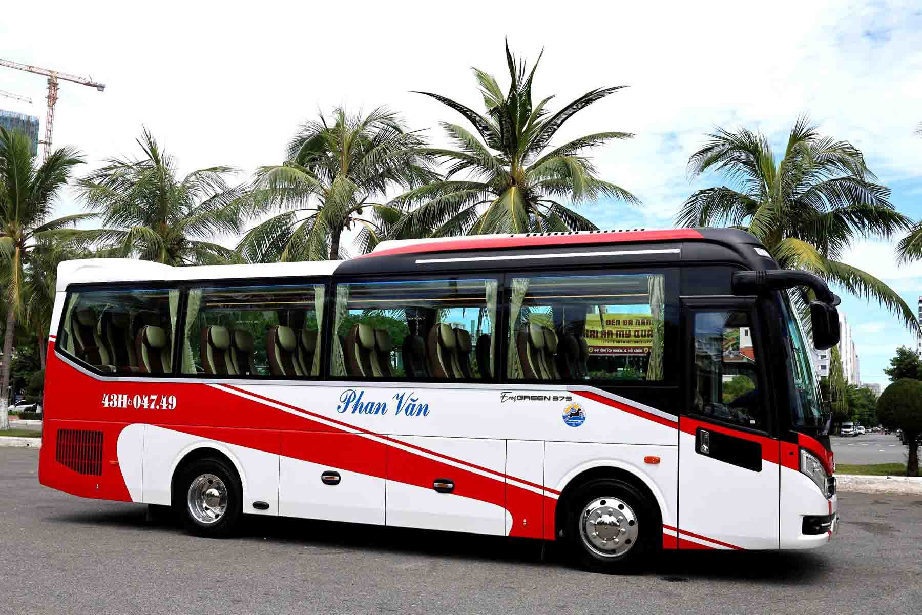 Xe 29 chỗ Phan Văn Travel