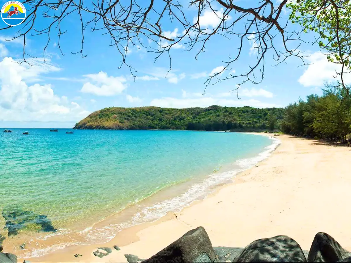 có nên cho trẻ em đi du lịch côn đảo