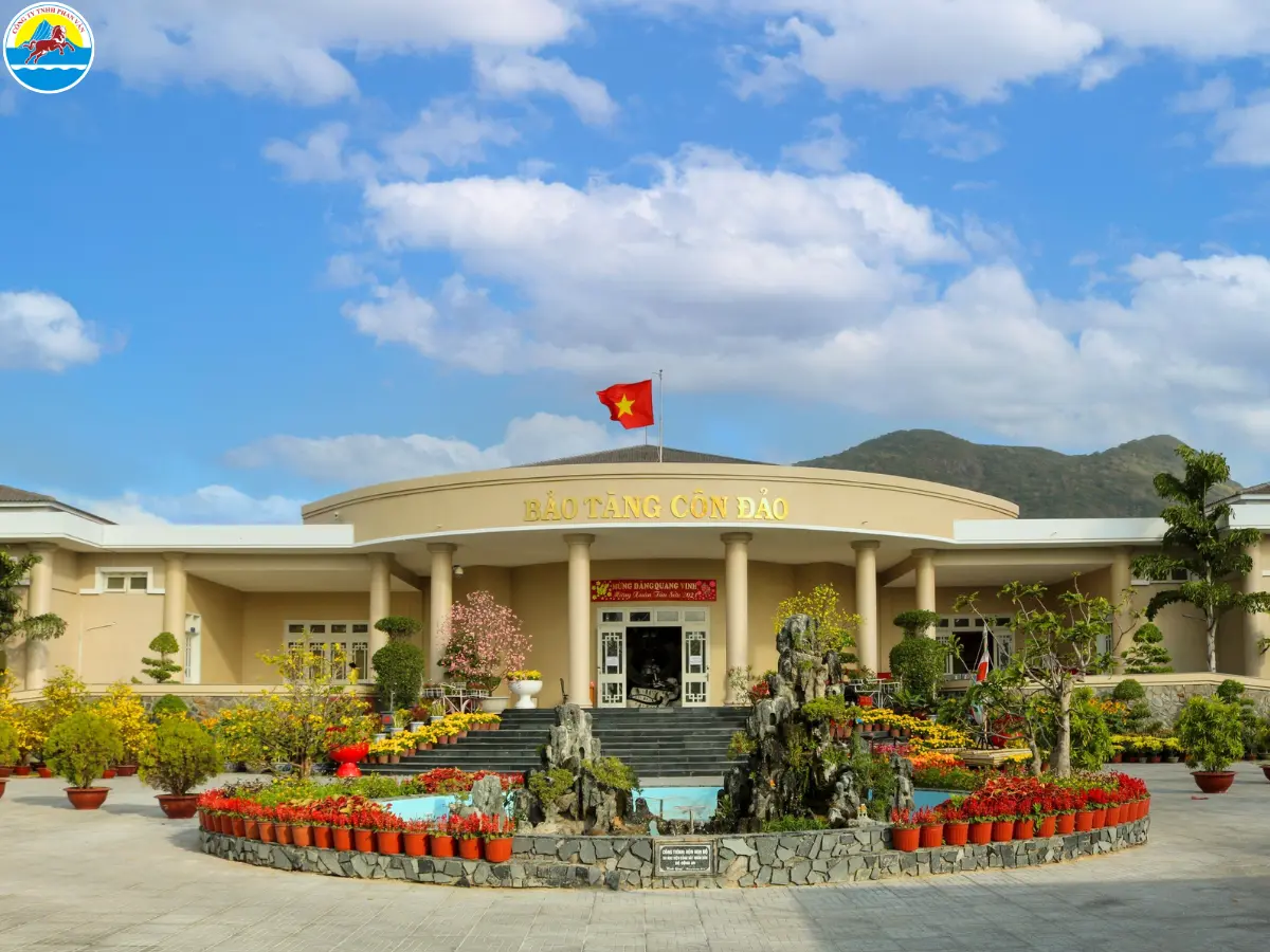 có nên cho trẻ em đi du lịch côn đảo​