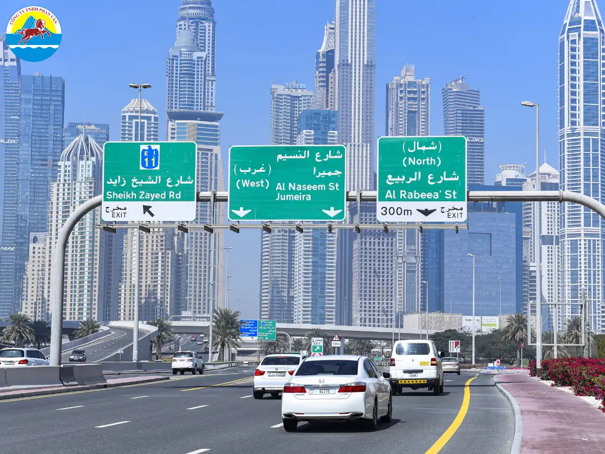 Hệ thống giao thông tại Dubai hiện đại nhưng tốc độ lái xe cao