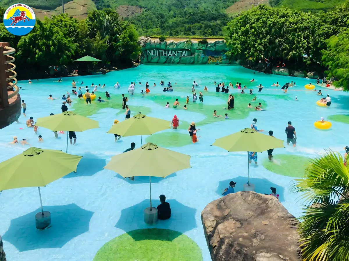 Nên đi Núi Thần Tài vào mùa khô (tháng 3-8)