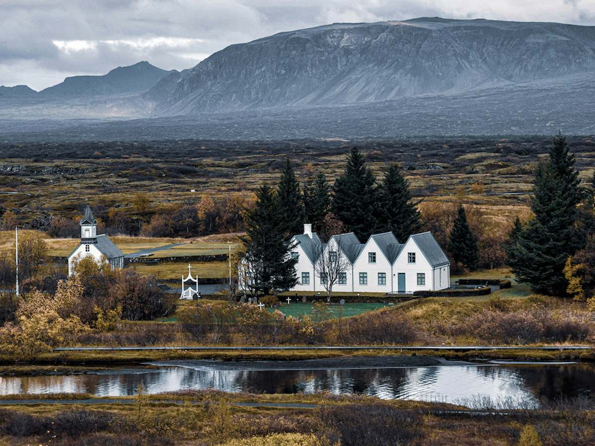 coolcation-bang-tour-du-lich-iceland-ngam-cuc-quang-huong-dan-chi-tiet-phan-van-travel-2