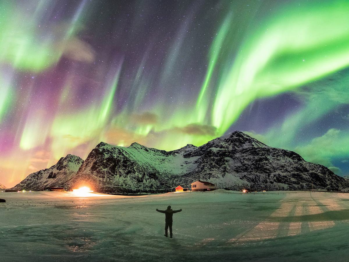 Coolcation bằng tour du lịch Iceland ngắm cực quang