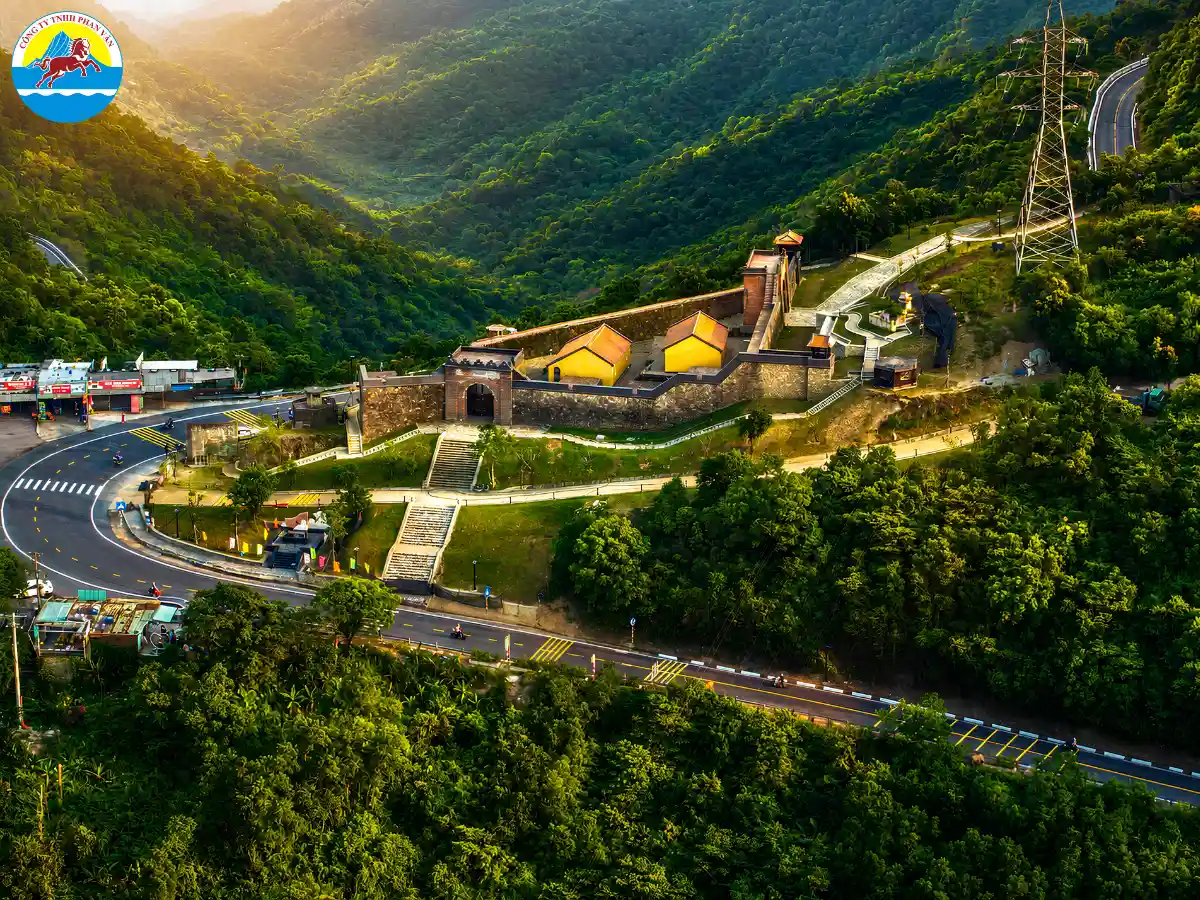 Đèo Hải Vân