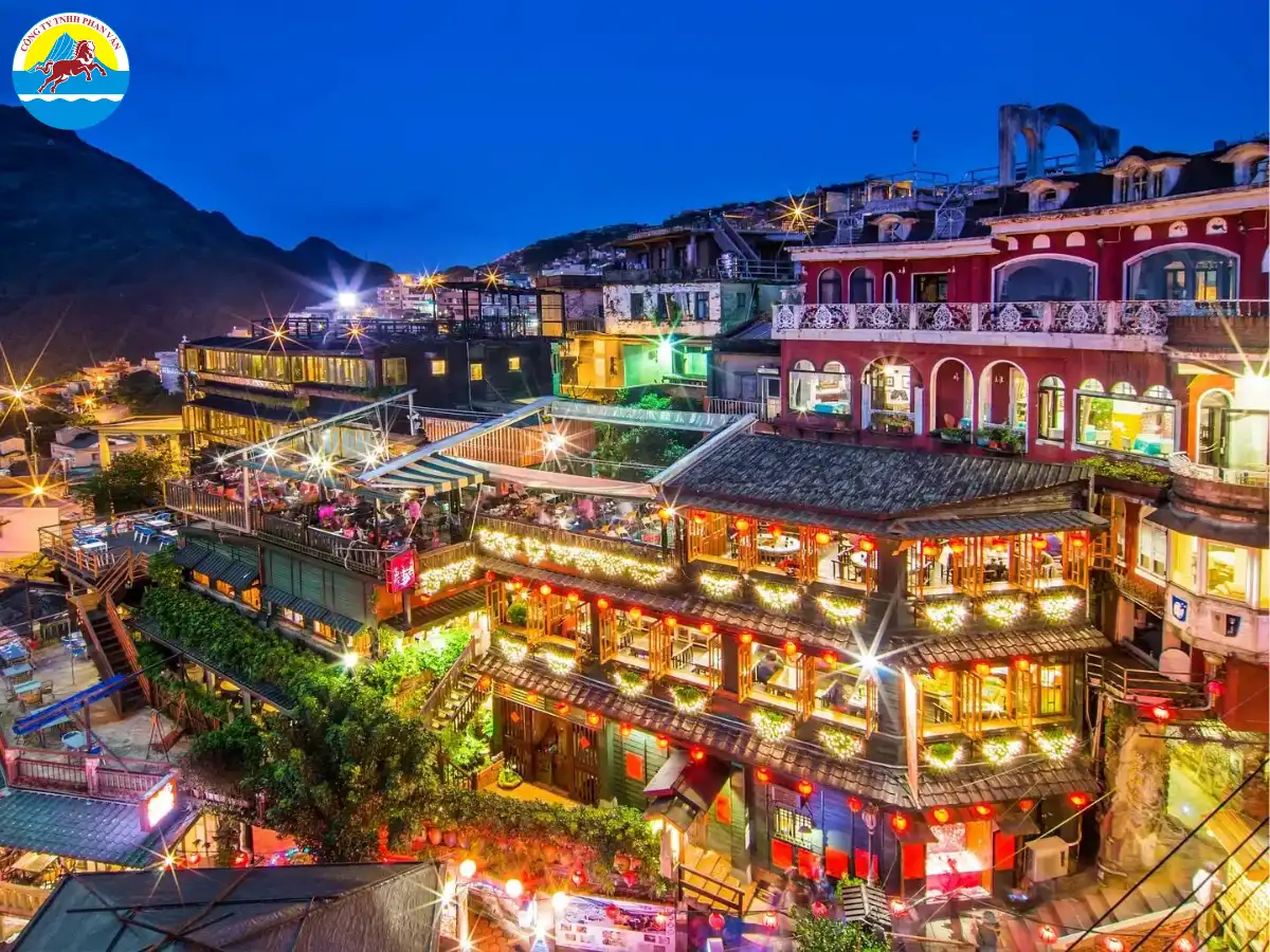 Phố cổ Cửu Phần