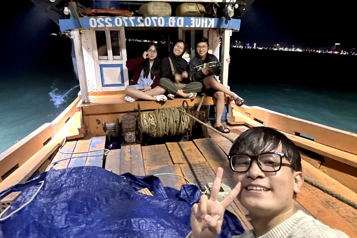 Check in trước khi câu mực