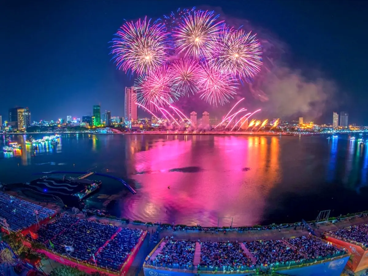 Khán đài A3 được nhiều người lựa chọn khi xem DIFF 2025