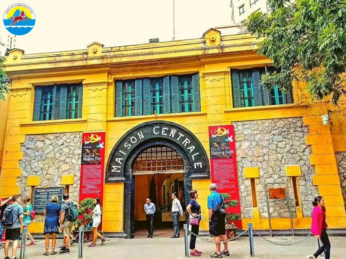 Di tích Nhà tù Hỏa Lò