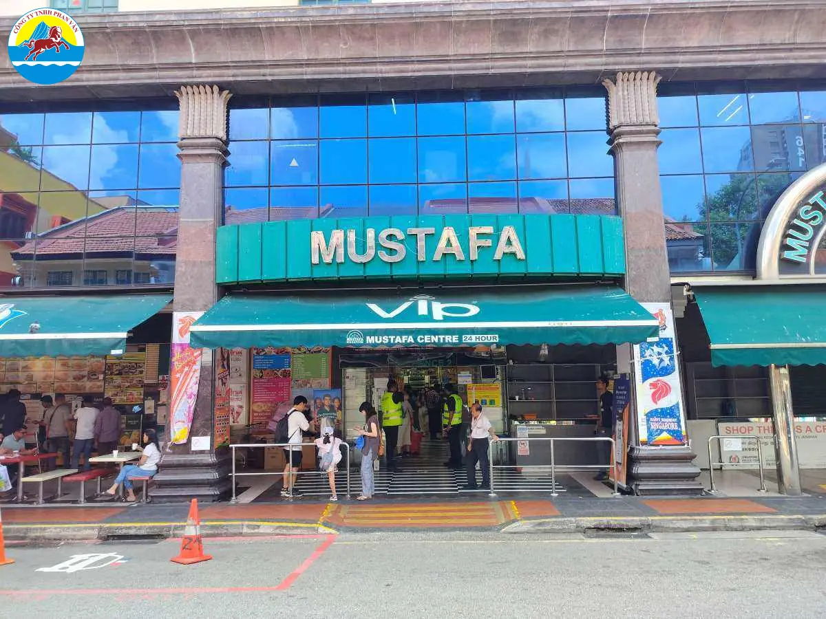Mustafa Centre - địa điểm săn quà tốt