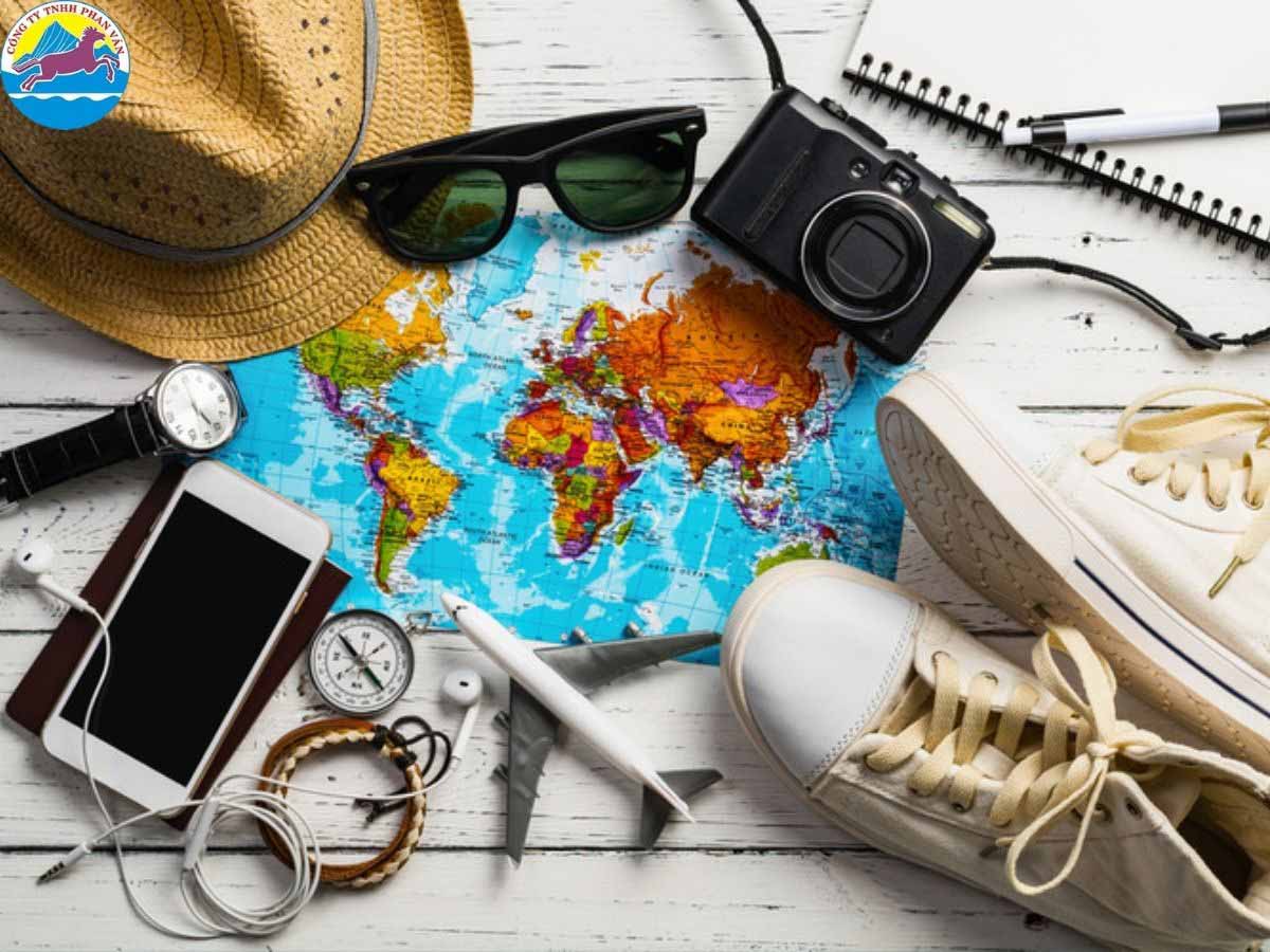 Thiết bị điện tử cần thiết khi đi du lịch