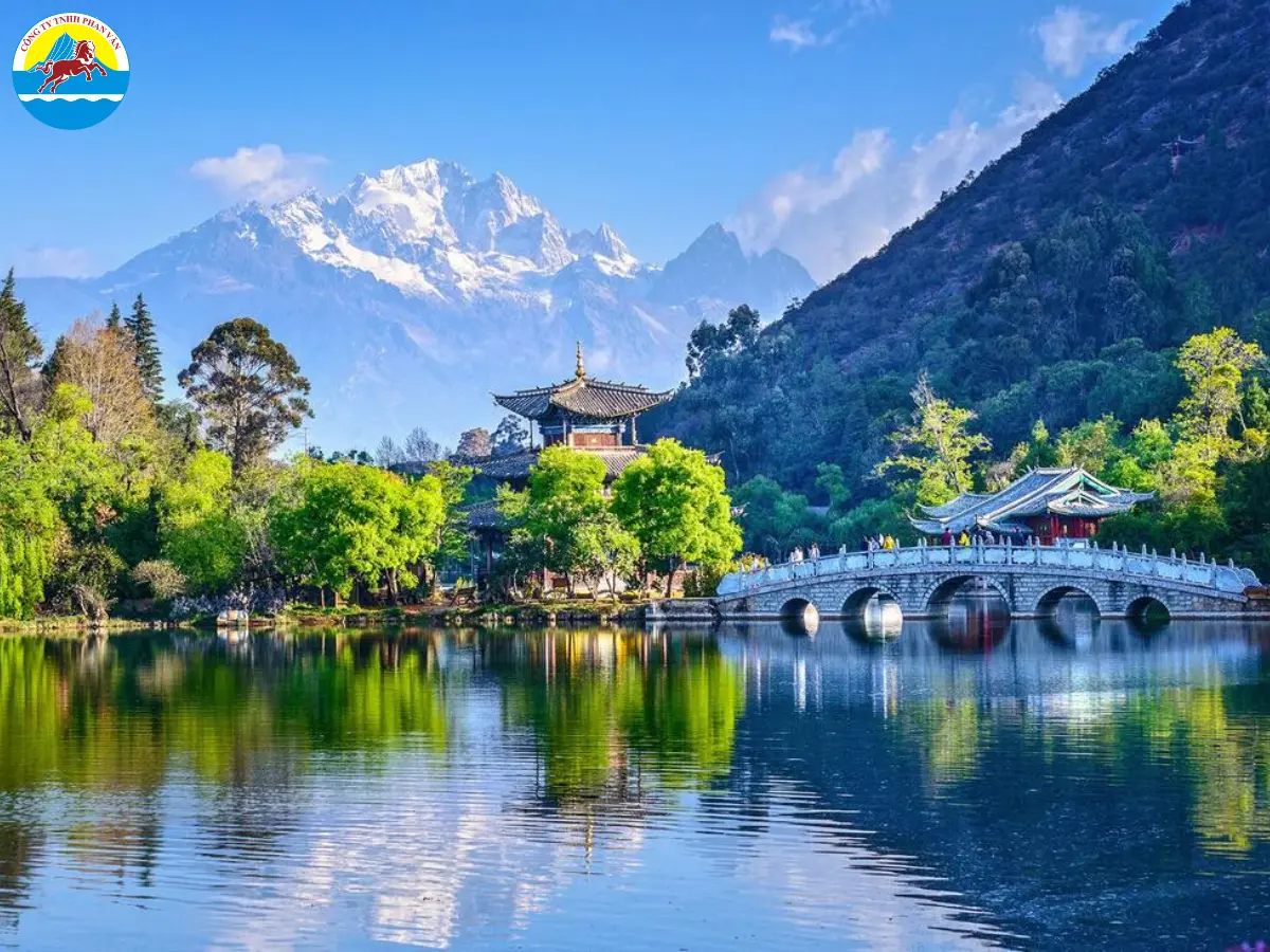 Phan Văn Travel mang đến những tour du lịch Trung Quốc chuyên nghiệp và uy tín