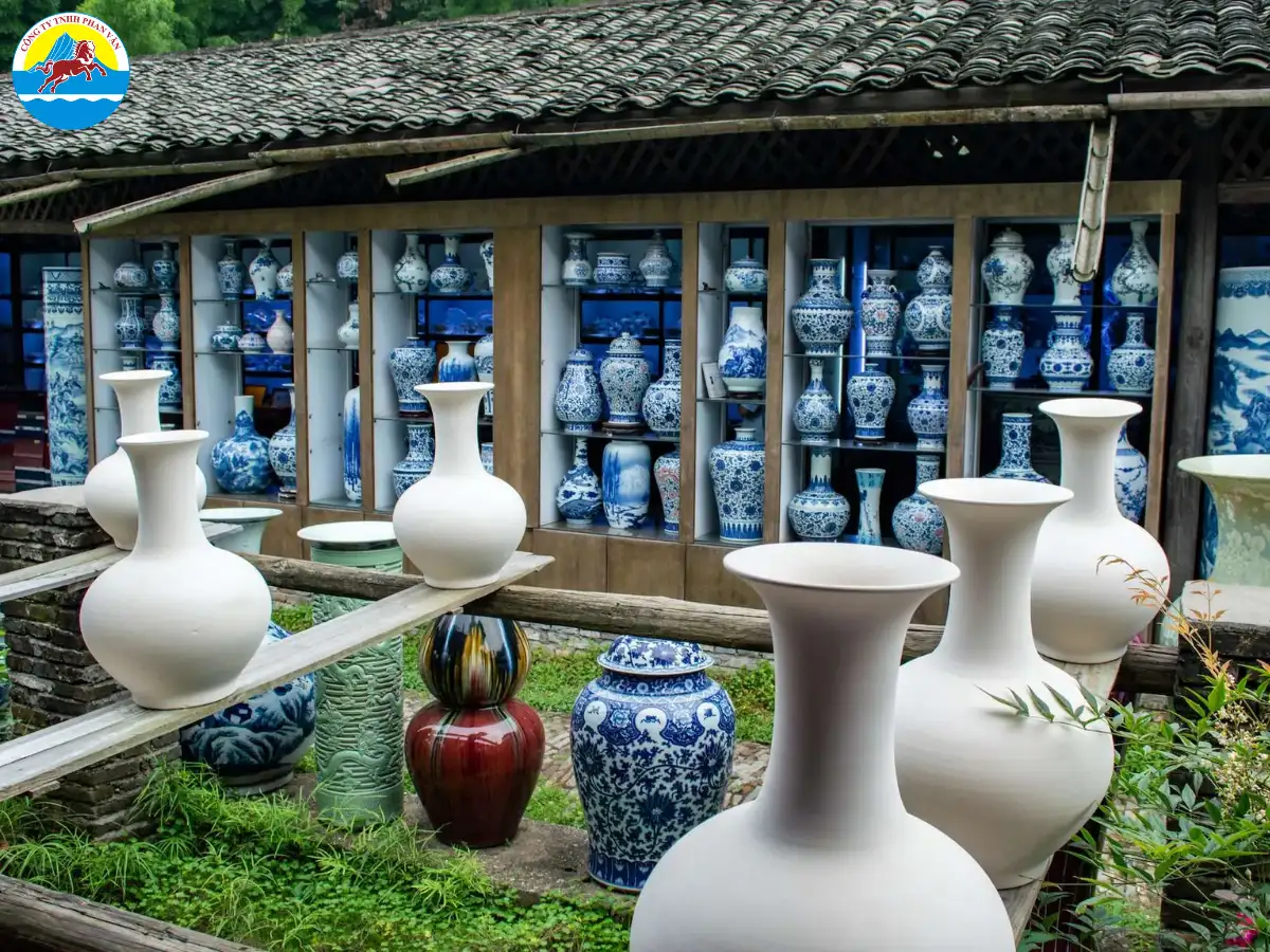 Gốm sứ Thượng Hải là biểu tượng nghệ thuật phương Đông