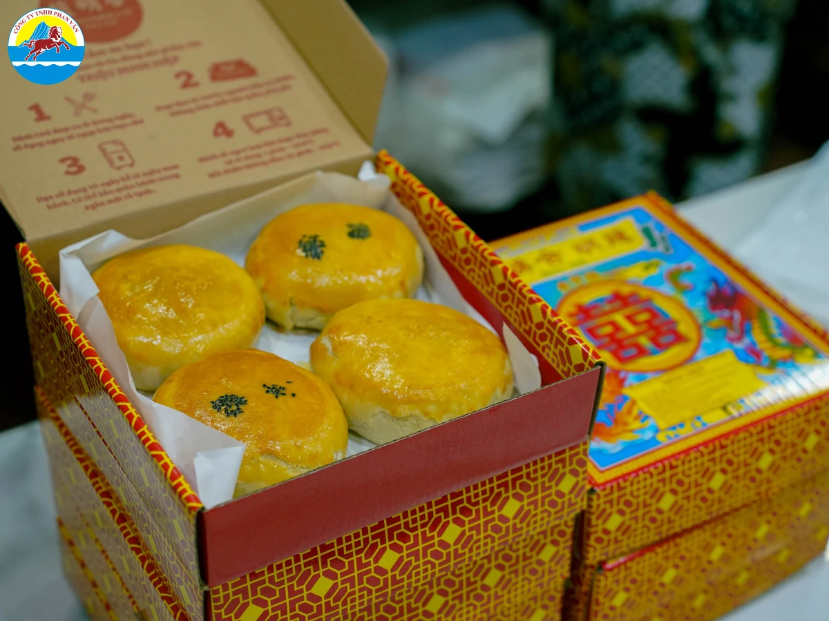 Bánh cổ truyền - bánh pía trung thu đặc biệt tại Trung Quốc