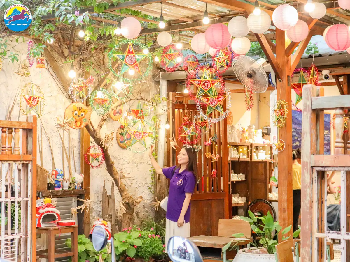 Các quán cafe ở Biên Hòa cũng hòa cùng không khí trung thu