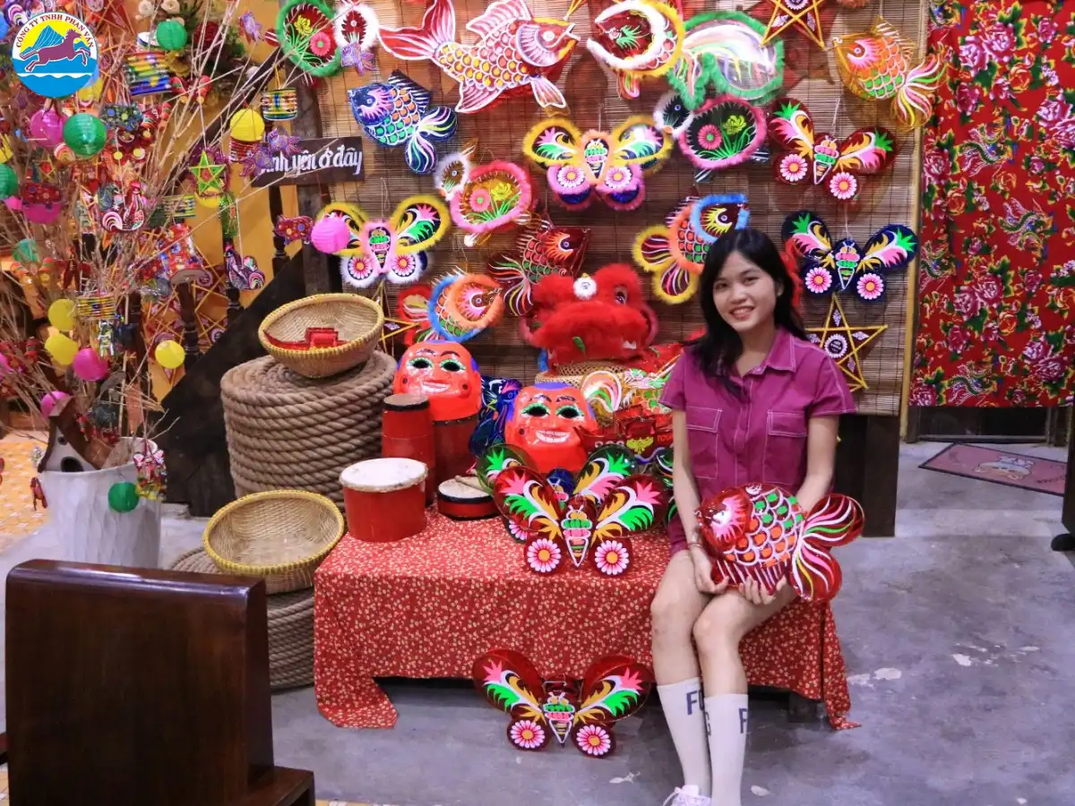 Chi phí tổng có thể từ 300.000/người