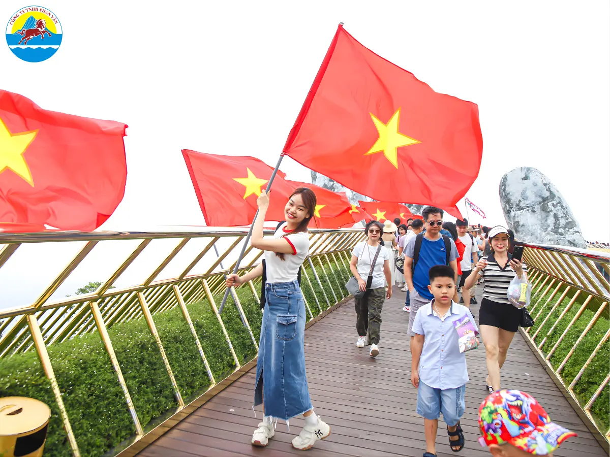 Tour 30/4 miền Trung ở Phan Văn Travel cực kỳ ưu đãi