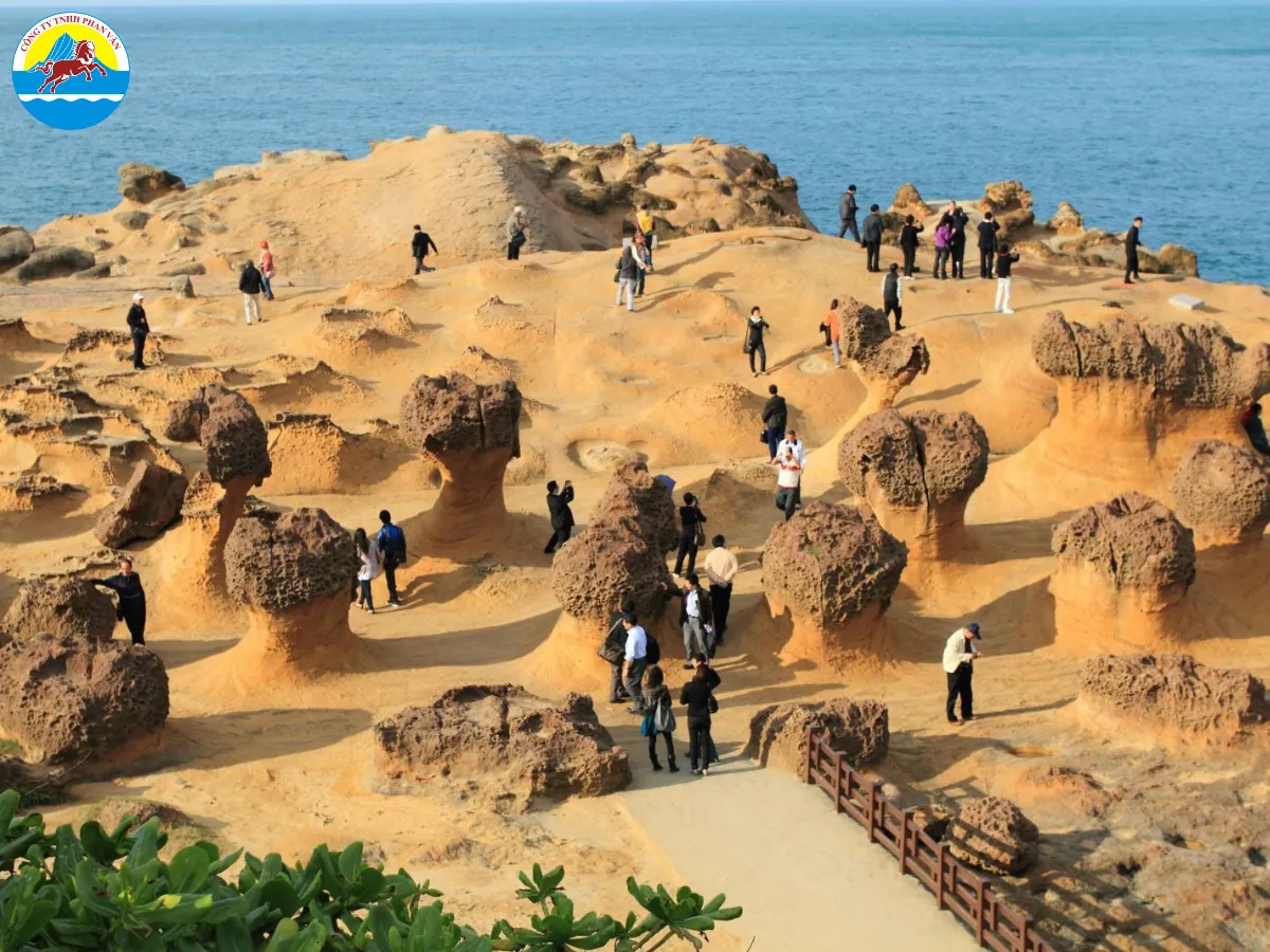 Công Viên Địa Chất Dã Liễu