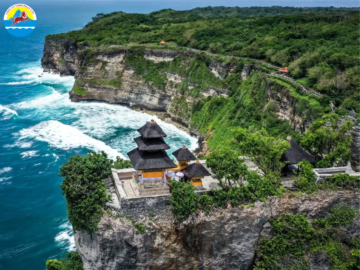Đền Uluwatu (Bali)