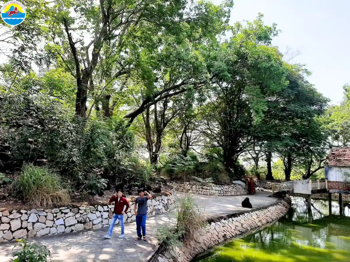 điểm du lịch long an