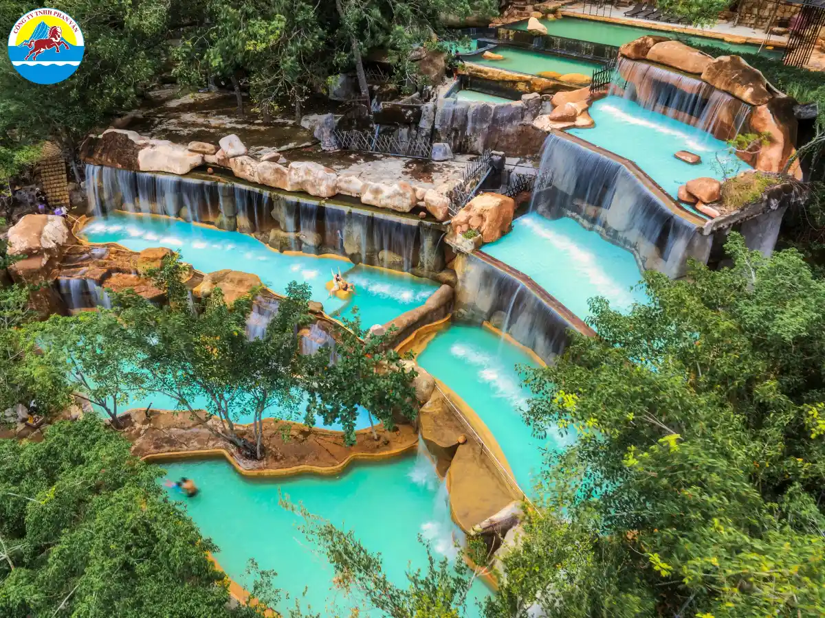 Suối khoáng nóng I-Resort